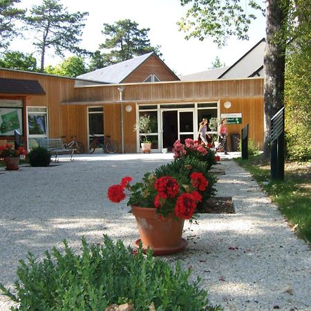 Village Vacances La Saulaie Chedigny Exterior photo